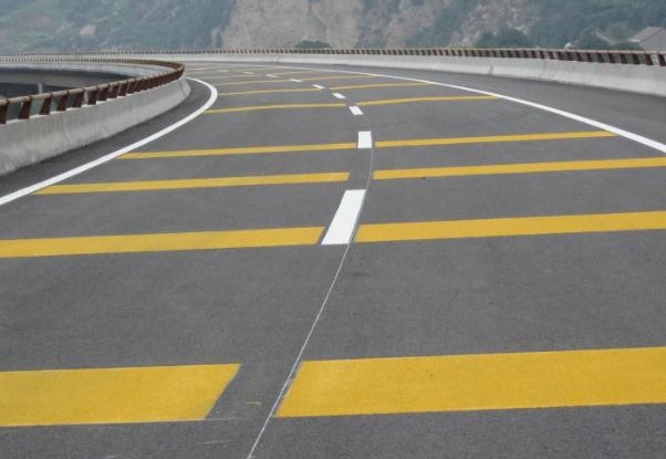 冬天道路标线进行施工，应该注意这些事项！