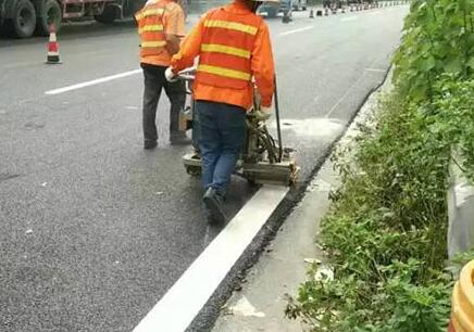 小知识：污香蕉视频在线观看有底漆和固化剂吗？
